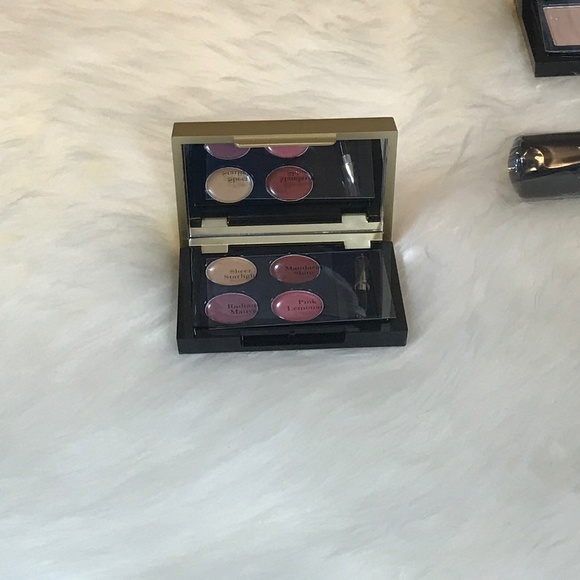 New Elizabeth Arden Cosmetic Travel Bag With Make Up & Brushes In Packaging - Picture 2 of 16